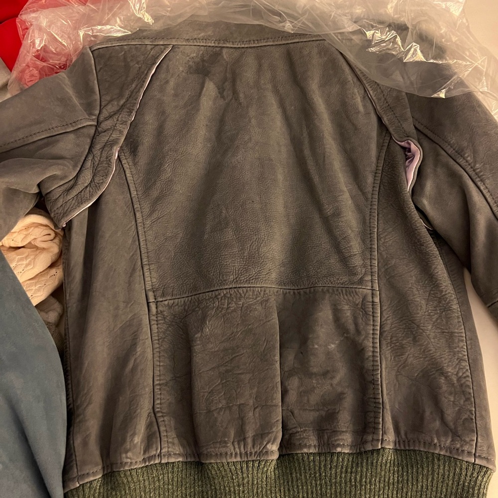 DOMA Leather Jacket - Picture 5 of 8